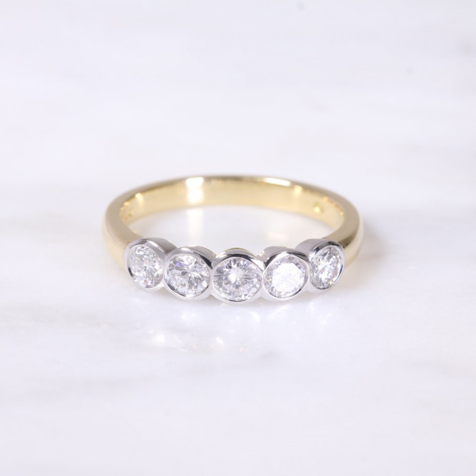 Round Brilliant Diamond 5 Stone Bezel Set Ring
