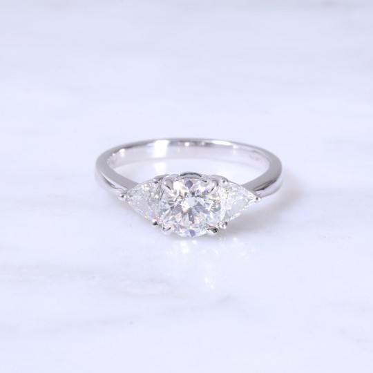 Round Brilliant & Trilliant Diamond 3 Stone Ring