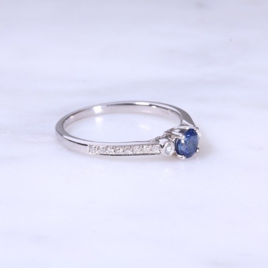 Sapphire & Diamond 3 Stone Ring w/ Diamond Shoulders