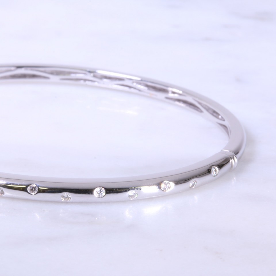 White Gold Offset Diamond Dot Bangle 3mm