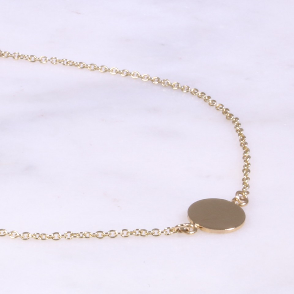 Yellow Gold Fine Bracelet With Plain Disc