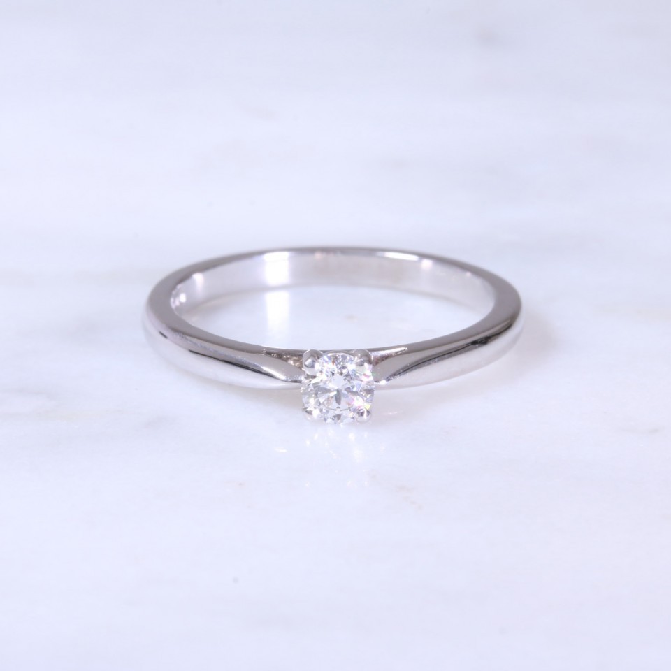 Round Brilliant Diamond 4 claw Solitaire Engagement Ring