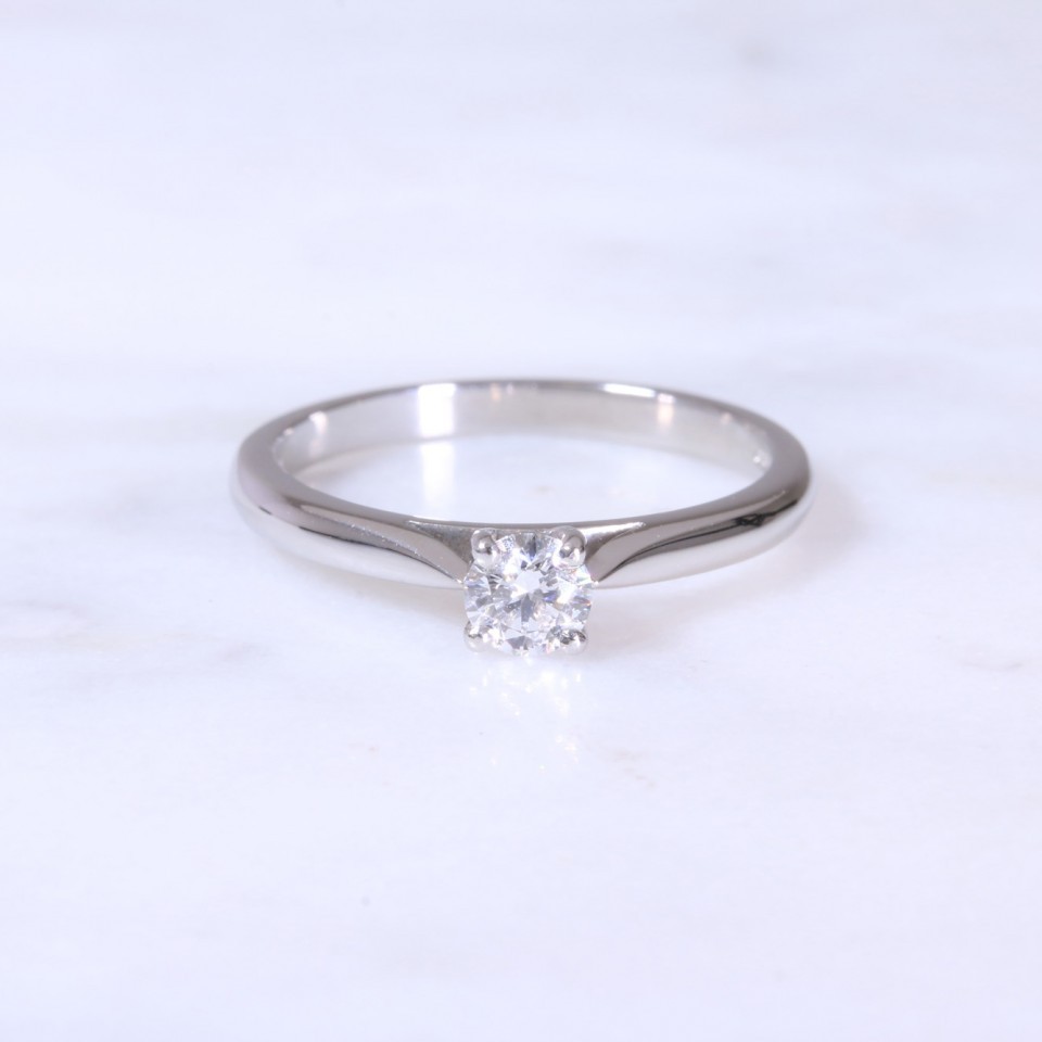 Round Brilliant Diamond 4 claw Solitaire Engagement Ring