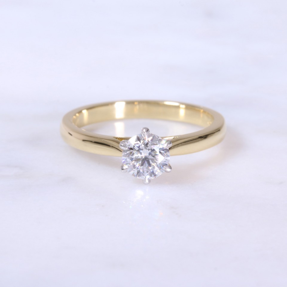 Round Brilliant Diamond 6 Claw Solitaire Ring