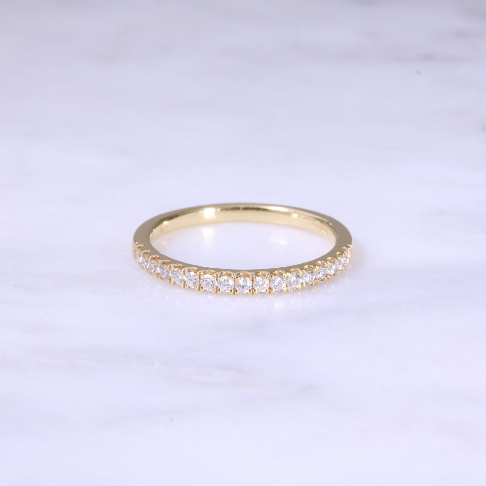 Fine Claw Set 1/2 Eternity Ring