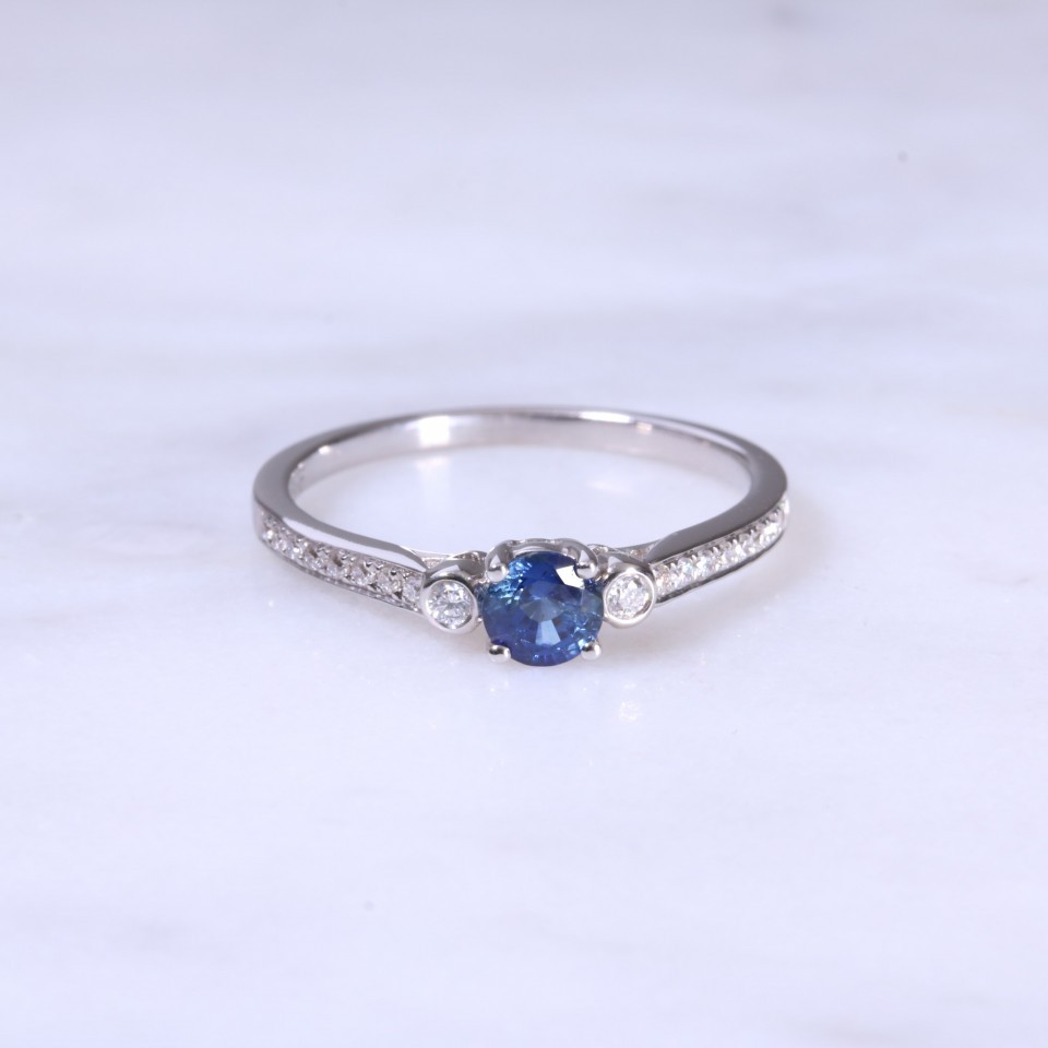 Sapphire & Diamond 3 Stone Ring w/ Diamond Shoulders