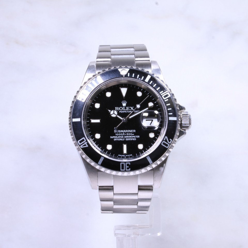 Rolex Submariner Date 16610 Steel