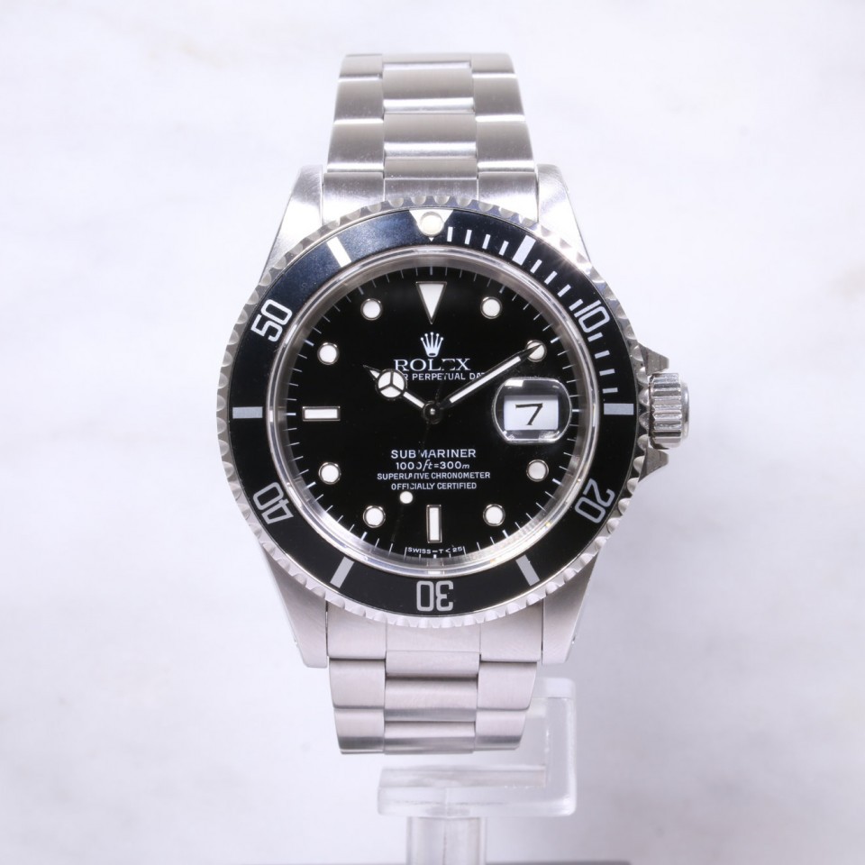 Rolex Steel Submariner Date 16610