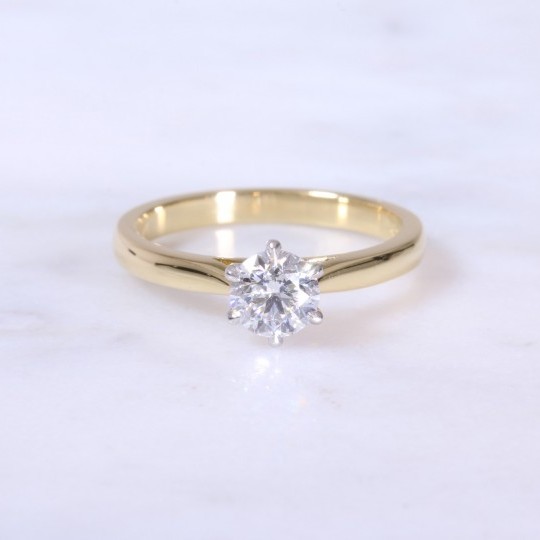 Round Brilliant Diamond 6 claw Solitaire Engagement Ring