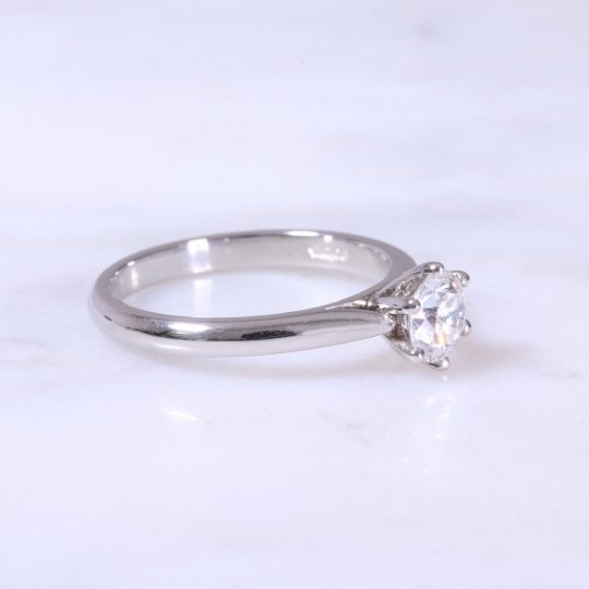 Round Brilliant Diamond 6 claw Solitaire Engagement Ring .60ct