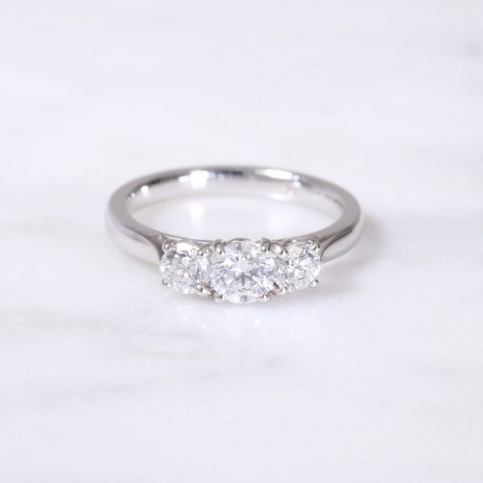 Round Brilliant Diamond 3 Stone Ring 1.00ct