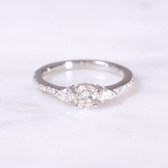 Round Brilliant & Pear Diamond 3 Stone Ring