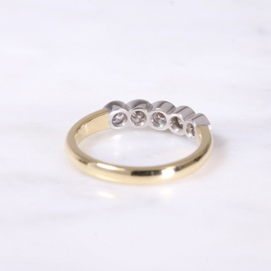 Round Brilliant Diamond 5 Stone Bezel Set Ring