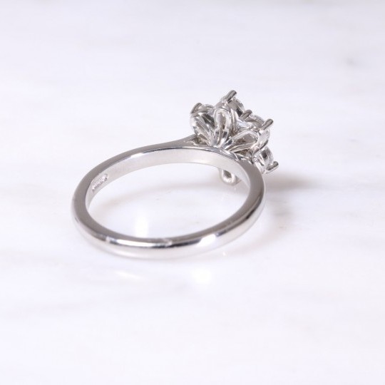 Platinum Diamond Cluster Ring