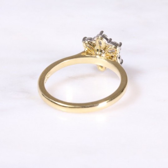 Yellow gold & platinum diamond cluster ring