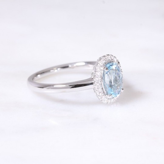 Aquamarine & Diamond Oval Halo Ring