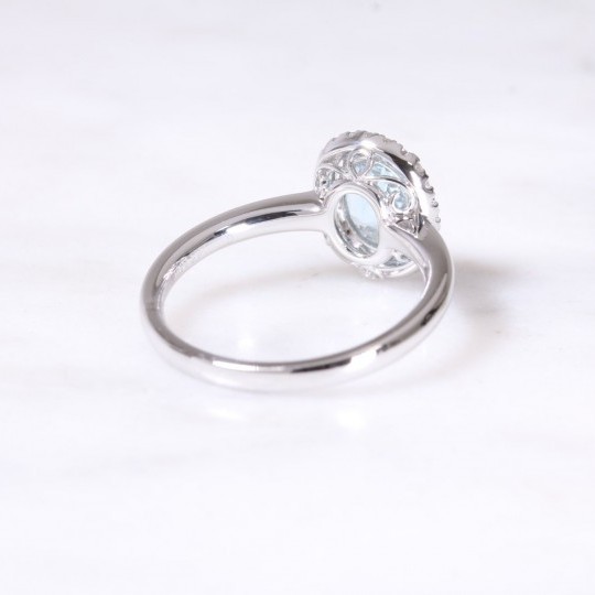 Aquamarine & Diamond Oval Halo Ring