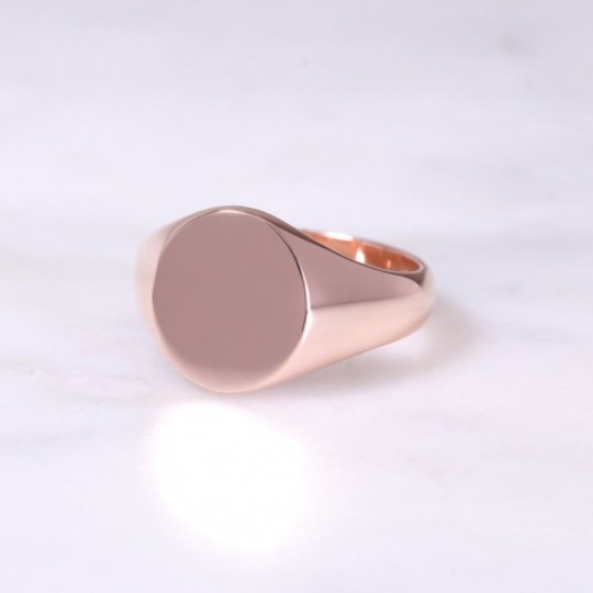 Ladies 9ct Rose Oval Signet Ring Medium