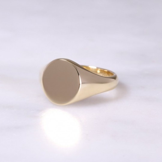 Ladies 18ct Yellow Gold Oval Signet Ring - Small