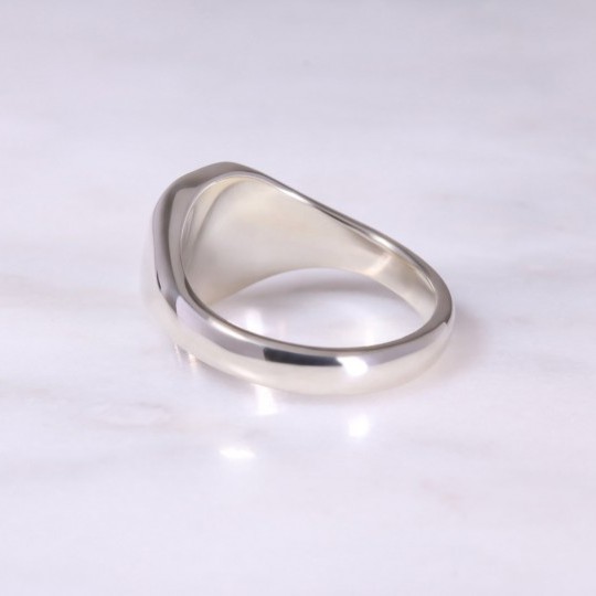 Ladies 9ct Cushion Signet Ring Small white gold