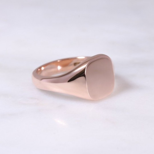 Ladies 9ct Cushion Signet Ring Small rose gold