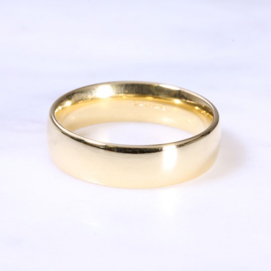 18ct 6mm Court Wedding Ring
