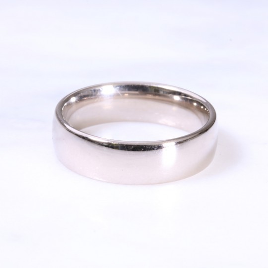 18ct 6mm Court Wedding Ring