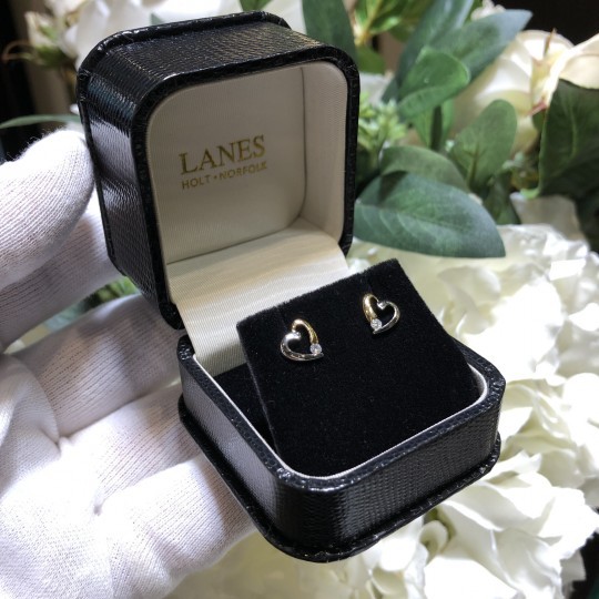 Mixed Gold Open Diamond Hear Ear Studs