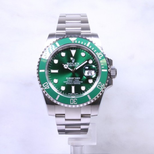 Rolex Submariner 'HULK' 116610LV Unworn