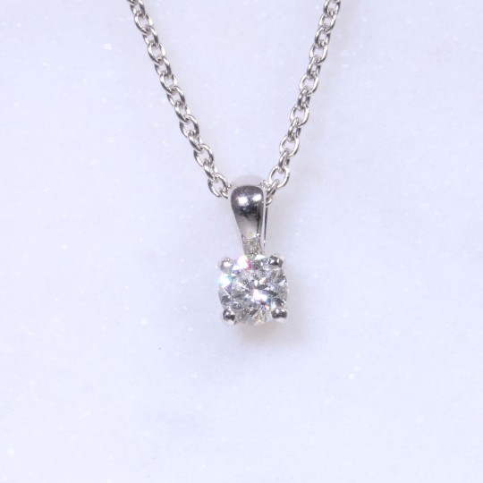 Diamond Round Brilliant Pendant