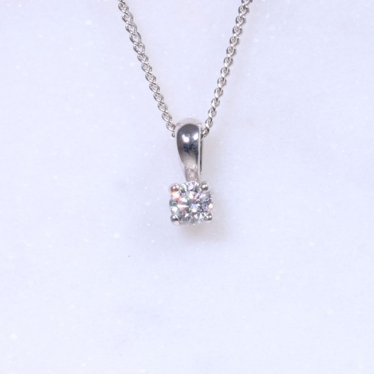 Diamond Round Brilliant Pendant