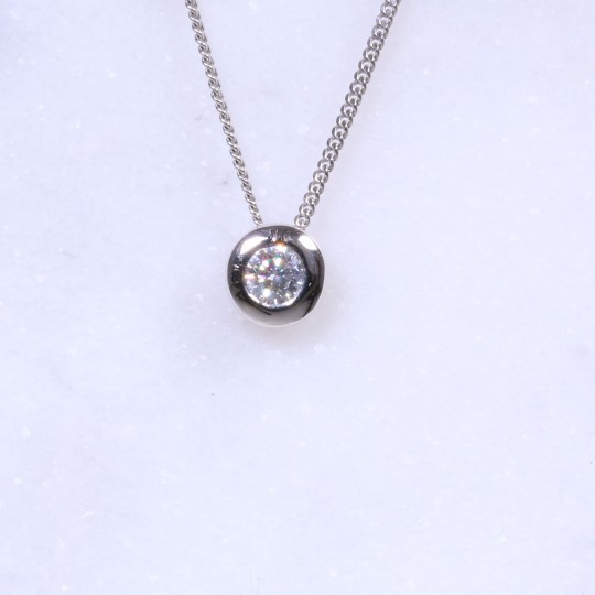 Diamond Rub-Over Pendant