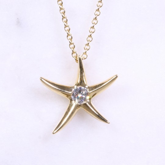 Diamond Starfish Pendant 18ct yellow gold