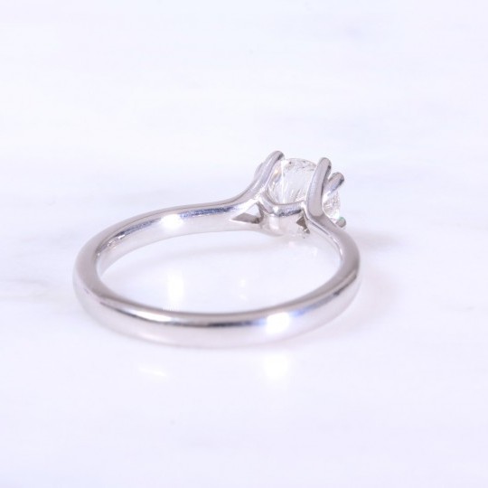 Secondhand 1.02ct Round brilliant Double Claw Ring