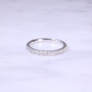 Fine Claw Set 1/2 Eternity Ring