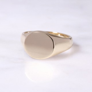 9ct Yellow Gold Horizontal Oval Signet Ring